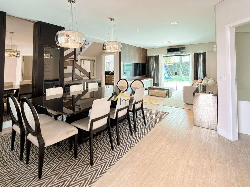 Foto 2 de Casa de Condomínio com 3 quartos à venda, 544m2 em Sao Jose Dos Campos - SP