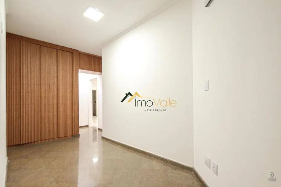 Foto 6 de Apartamento com 4 quartos à venda, 205m2 em Sao Jose Dos Campos - SP