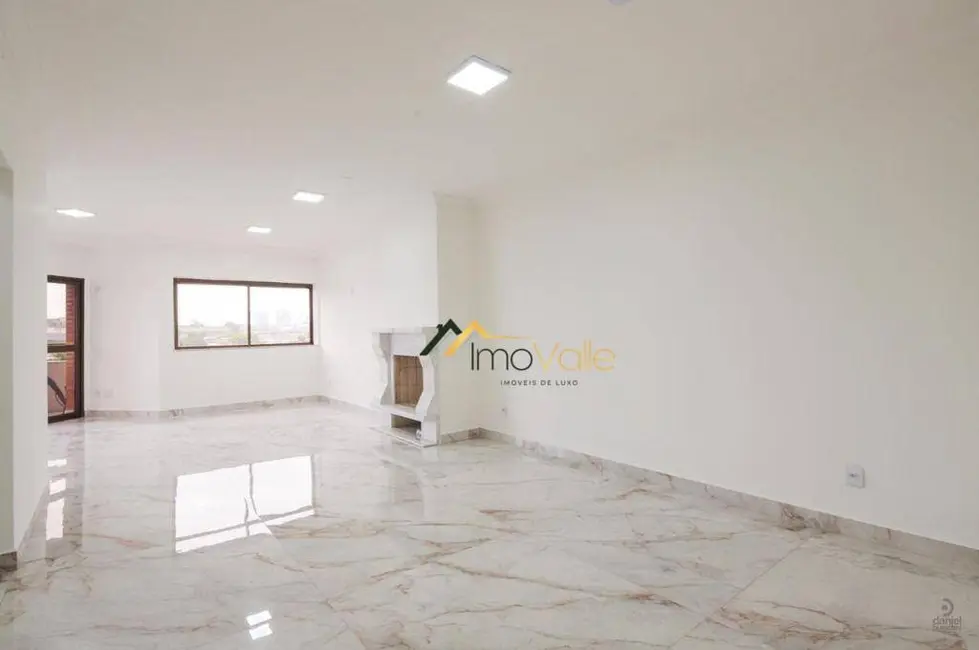 Foto 4 de Apartamento com 4 quartos à venda, 205m2 em Sao Jose Dos Campos - SP