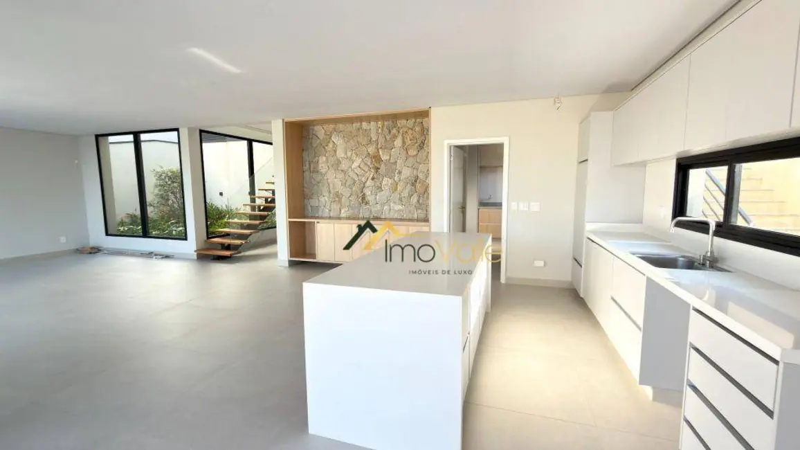 Foto 5 de Casa de Condomínio com 3 quartos à venda, 450m2 em Sao Jose Dos Campos - SP