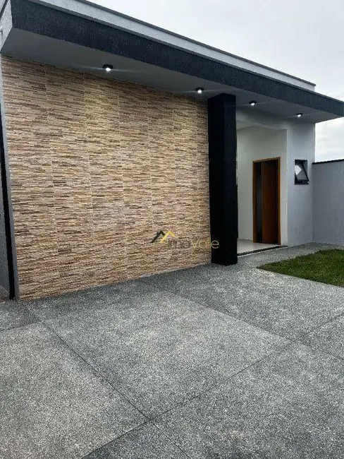 Foto 2 de Casa de Condomínio com 3 quartos à venda, 180m2 em Borda da Mata, Cacapava - SP