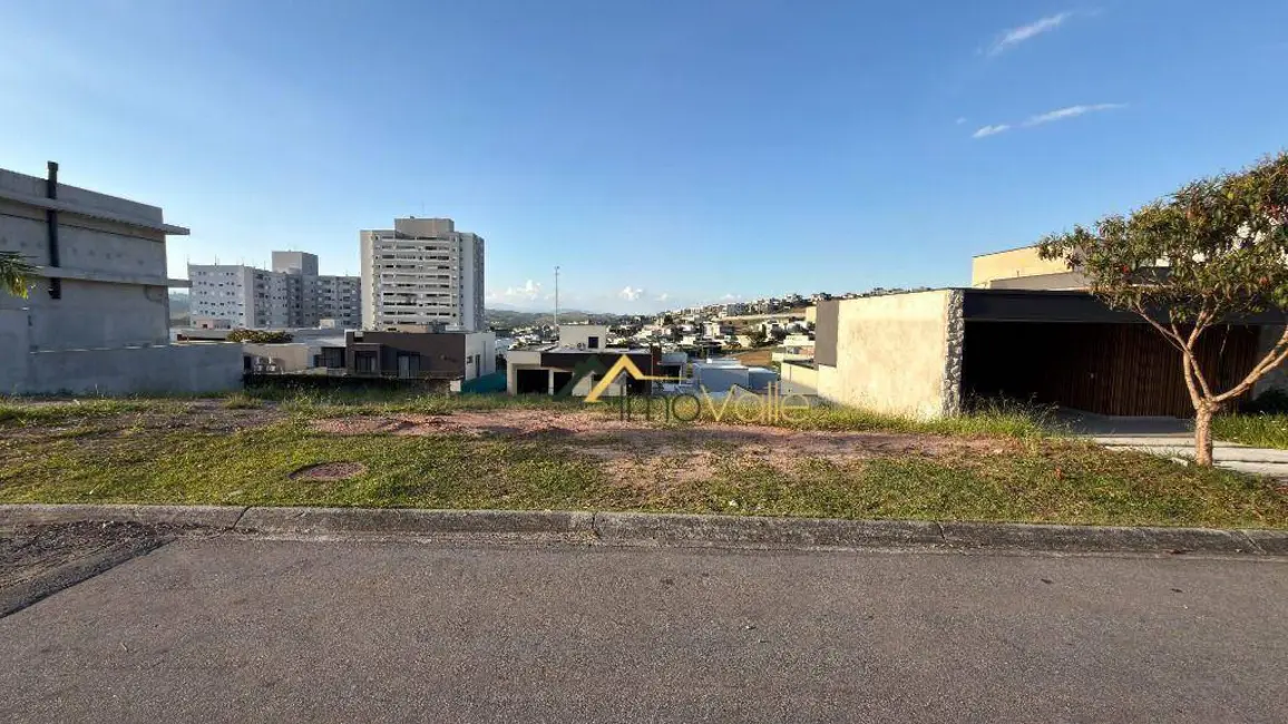 Foto 1 de Terreno / Lote à venda, 450m2 em Sao Jose Dos Campos - SP