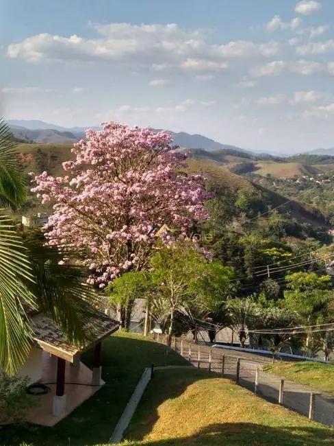 Chácara com 3 quartos à venda, 4000m2 em Sao Jose Dos Campos - SP - imagem 8 Foto 8 de Chácara com 3 quartos à venda, 4000m2 em Sao Jose Dos Campos - SP