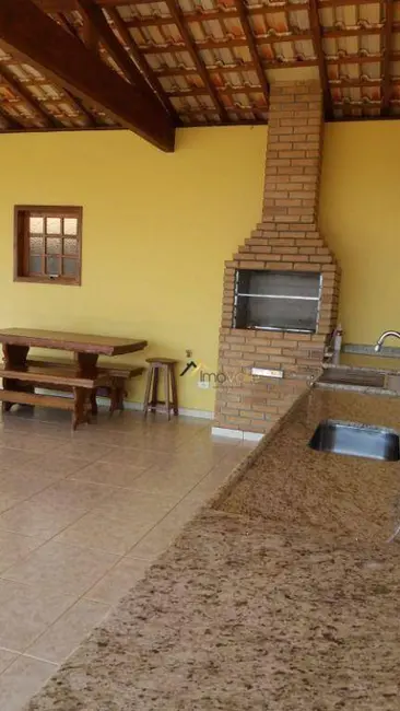 Chácara com 3 quartos à venda, 4000m2 em Sao Jose Dos Campos - SP - imagem 7 Foto 7 de Chácara com 3 quartos à venda, 4000m2 em Sao Jose Dos Campos - SP