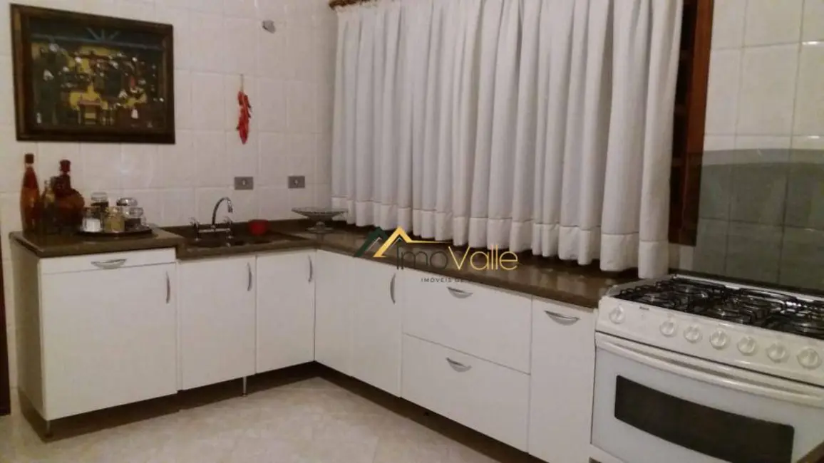Chácara com 3 quartos à venda, 4000m2 em Sao Jose Dos Campos - SP - imagem 6 Foto 6 de Chácara com 3 quartos à venda, 4000m2 em Sao Jose Dos Campos - SP