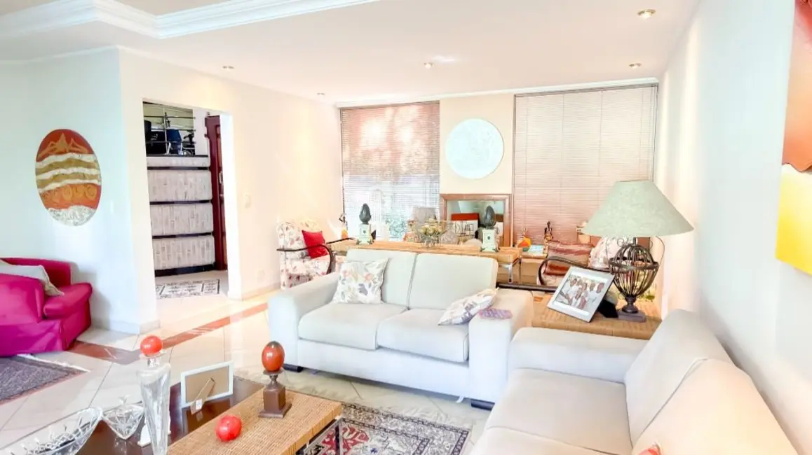 Foto 4 de Casa com 5 quartos à venda, 560m2 em Sao Jose Dos Campos - SP