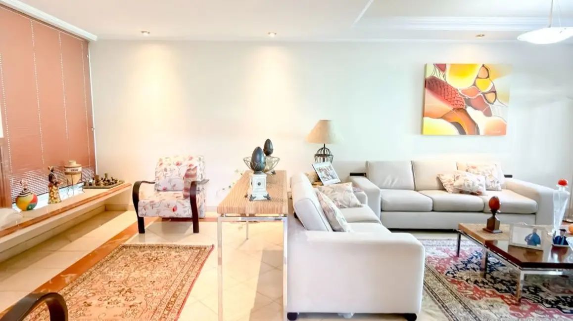 Foto 5 de Casa com 5 quartos à venda, 560m2 em Sao Jose Dos Campos - SP