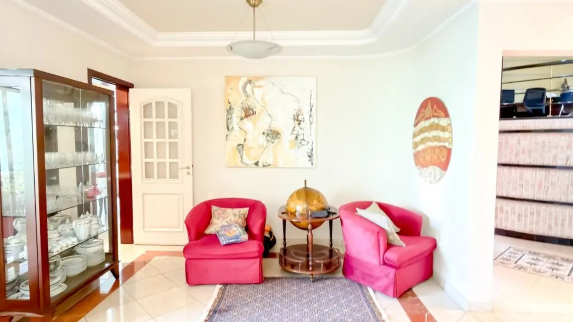 Foto 6 de Casa com 5 quartos à venda, 560m2 em Sao Jose Dos Campos - SP