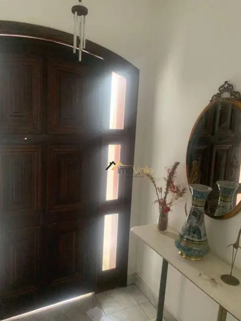 Foto 6 de Casa com 3 quartos à venda, 450m2 em Sao Jose Dos Campos - SP