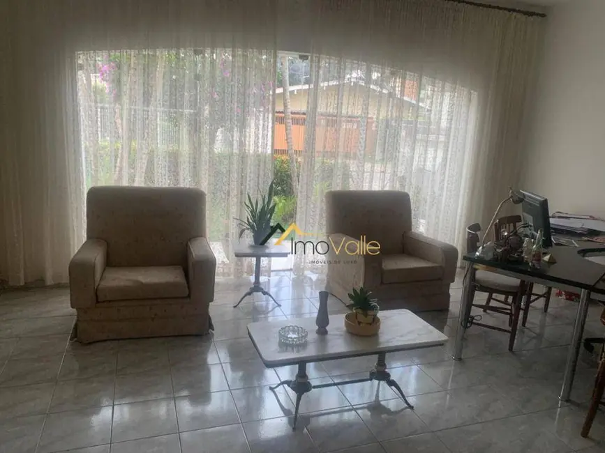 Foto 5 de Casa com 3 quartos à venda, 450m2 em Sao Jose Dos Campos - SP
