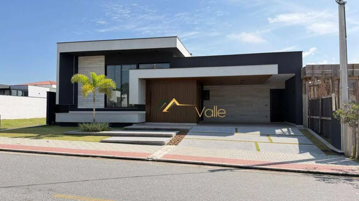 Foto 1 de Casa de Condomínio com 4 quartos à venda, 450m2 em Sao Jose Dos Campos - SP