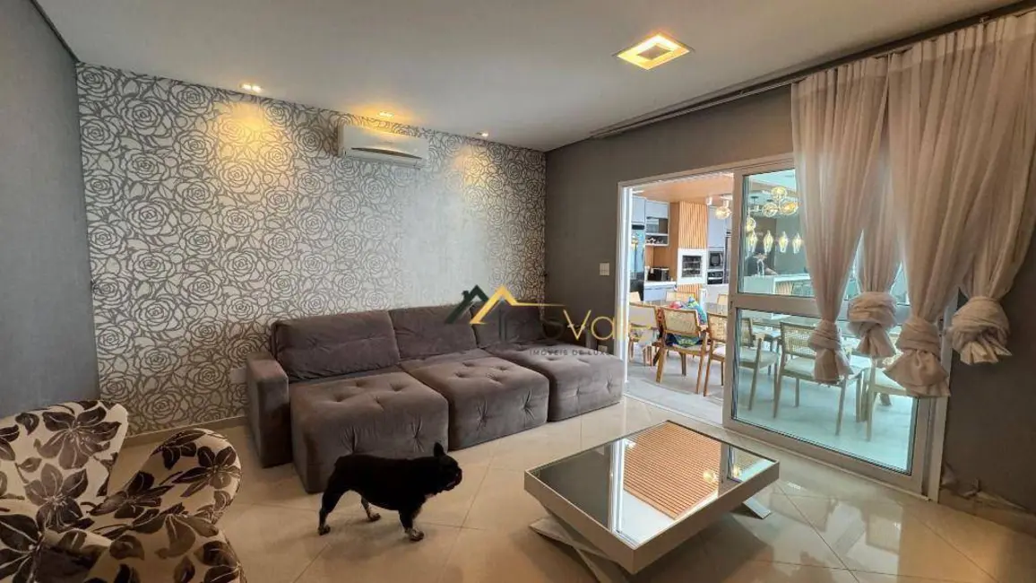 Casa de Condomínio com 4 quartos à venda, 360m2 em Sao Jose Dos Campos - SP - imagem 8 Foto 8 de Casa de Condomínio com 4 quartos à venda, 360m2 em Sao Jose Dos Campos - SP