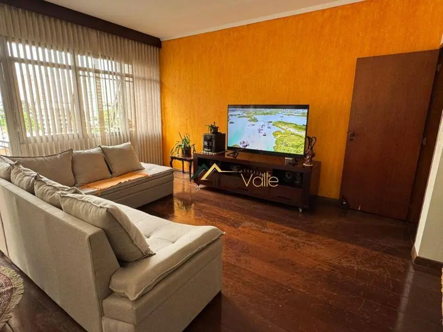 Apartamento com 3 quartos à venda, 200m2 em Sao Jose Dos Campos - SP - imagem 3 Foto 3 de Apartamento com 3 quartos à venda, 200m2 em Sao Jose Dos Campos - SP