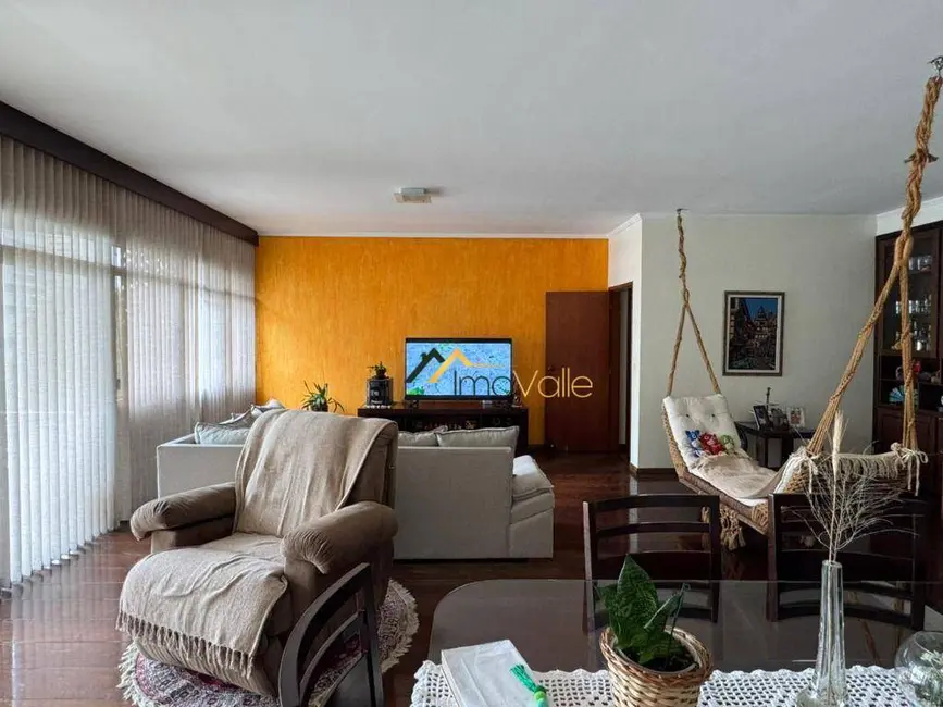 Apartamento com 3 quartos à venda, 200m2 em Sao Jose Dos Campos - SP - imagem 2 Foto 2 de Apartamento com 3 quartos à venda, 200m2 em Sao Jose Dos Campos - SP