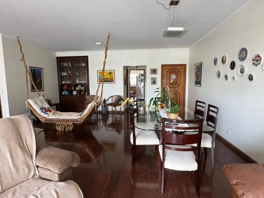 Apartamento com 3 quartos à venda, 200m2 em Sao Jose Dos Campos - SP - imagem 5 Foto 5 de Apartamento com 3 quartos à venda, 200m2 em Sao Jose Dos Campos - SP