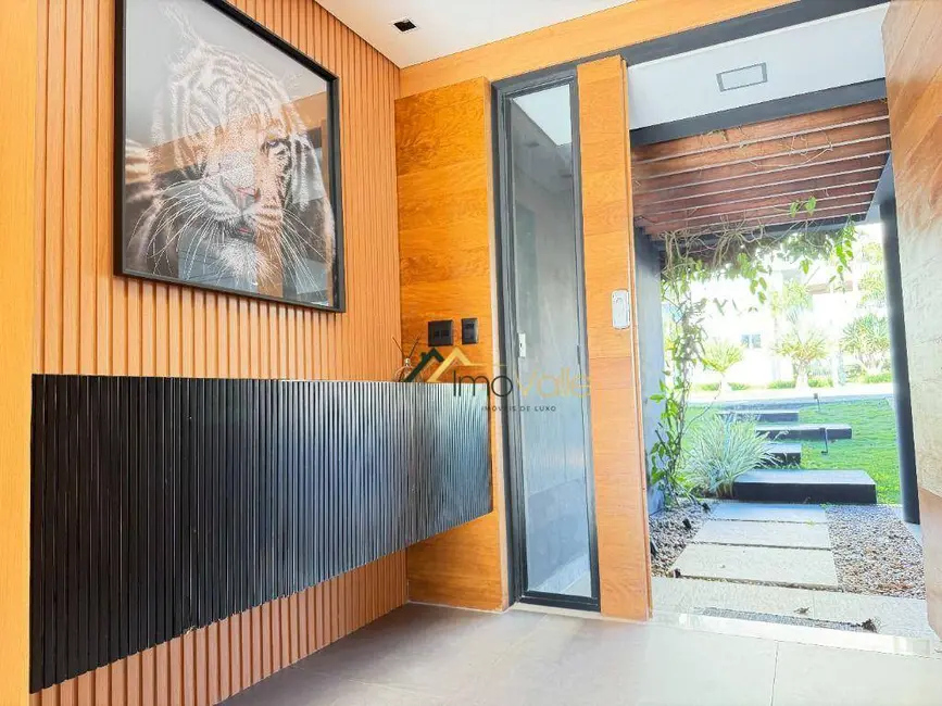 Foto 2 de Casa de Condomínio com 3 quartos à venda, 450m2 em Sao Jose Dos Campos - SP