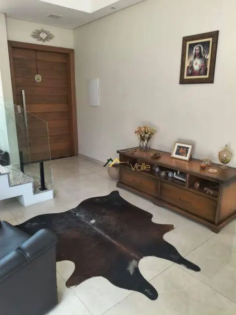 Foto 2 de Casa de Condomínio com 4 quartos à venda, 300m2 em Cacapava - SP