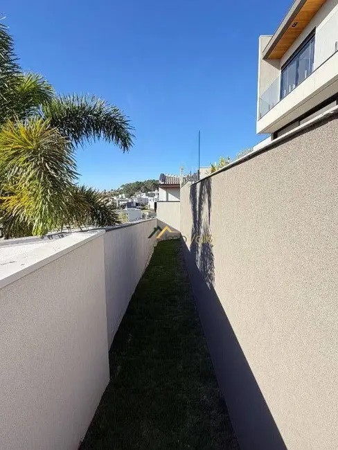 Casa de Condomínio com 4 quartos à venda, 485m2 em Sao Jose Dos Campos - SP - imagem 7 Foto 7 de Casa de Condomínio com 4 quartos à venda, 485m2 em Sao Jose Dos Campos - SP