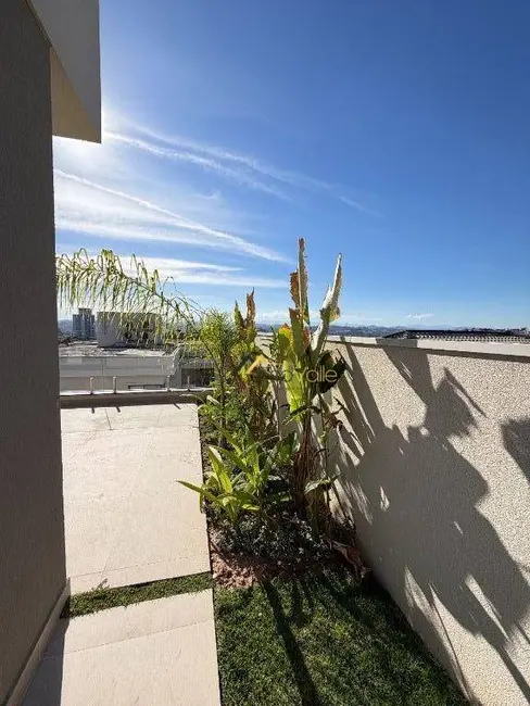 Casa de Condomínio com 4 quartos à venda, 485m2 em Sao Jose Dos Campos - SP - imagem 4 Foto 4 de Casa de Condomínio com 4 quartos à venda, 485m2 em Sao Jose Dos Campos - SP