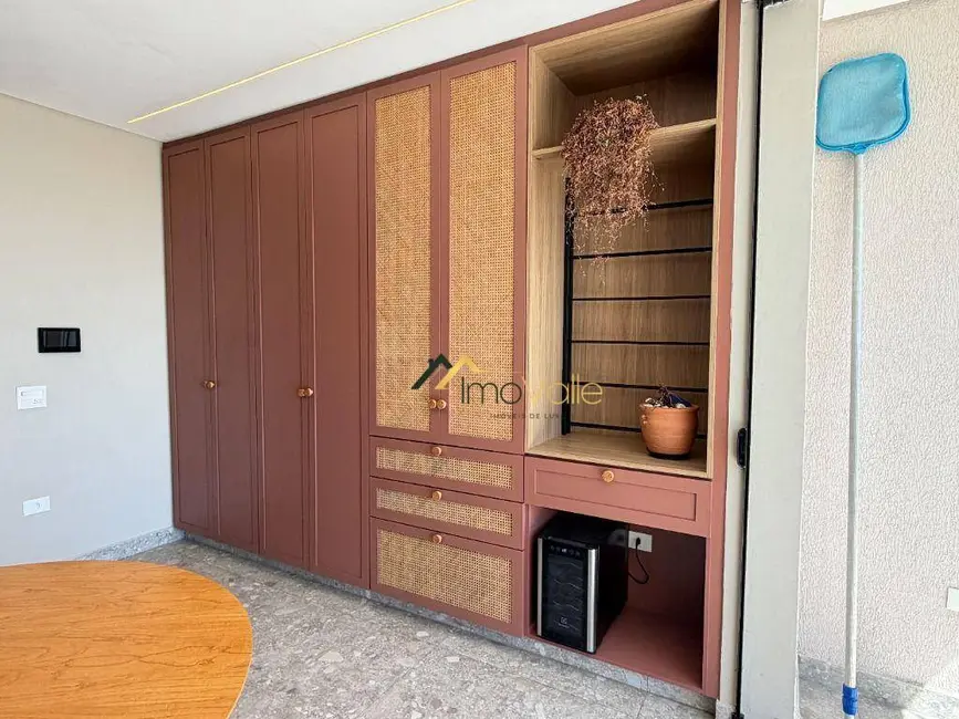 Foto 4 de Sobrado com 3 quartos à venda, 200m2 em Sao Jose Dos Campos - SP