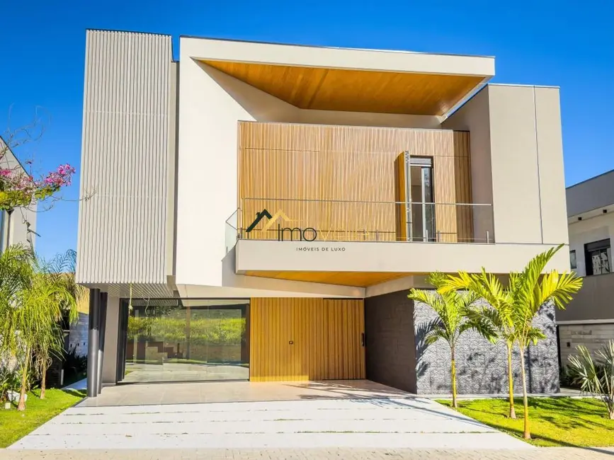 Casa de Condomínio com 4 quartos à venda, 535m2 em Sao Jose Dos Campos - SP - imagem 1 Foto 1 de Casa de Condomínio com 4 quartos à venda, 535m2 em Sao Jose Dos Campos - SP