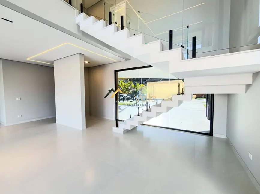 Casa de Condomínio com 4 quartos à venda, 535m2 em Sao Jose Dos Campos - SP - imagem 2 Foto 2 de Casa de Condomínio com 4 quartos à venda, 535m2 em Sao Jose Dos Campos - SP