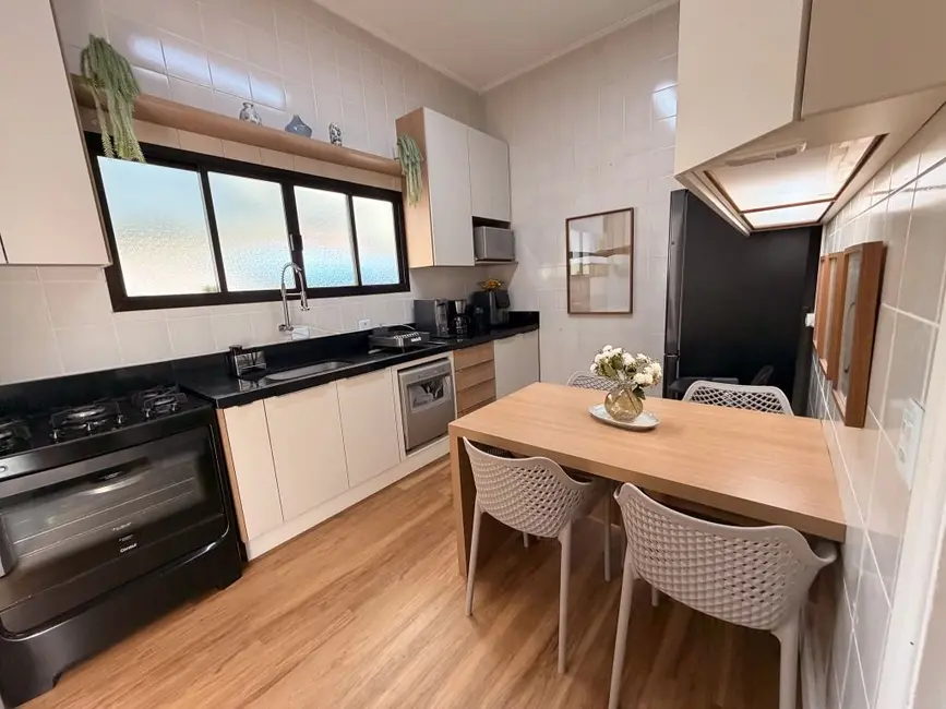 Casa de Condomínio com 3 quartos à venda, 108m2 em Sao Jose Dos Campos - SP - imagem 8 Foto 8 de Casa de Condomínio com 3 quartos à venda, 108m2 em Sao Jose Dos Campos - SP