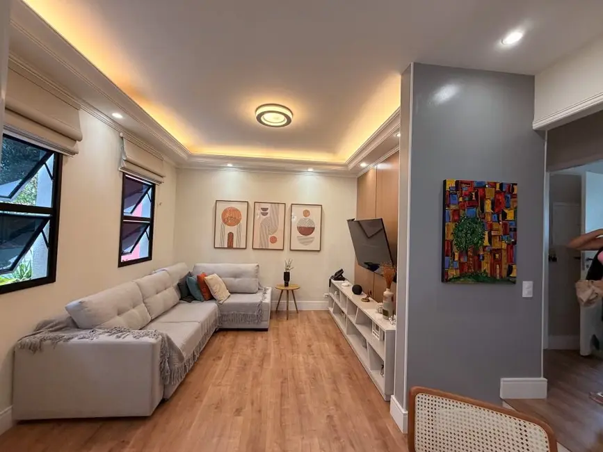 Casa de Condomínio com 3 quartos à venda, 108m2 em Sao Jose Dos Campos - SP - imagem 1 Foto 1 de Casa de Condomínio com 3 quartos à venda, 108m2 em Sao Jose Dos Campos - SP