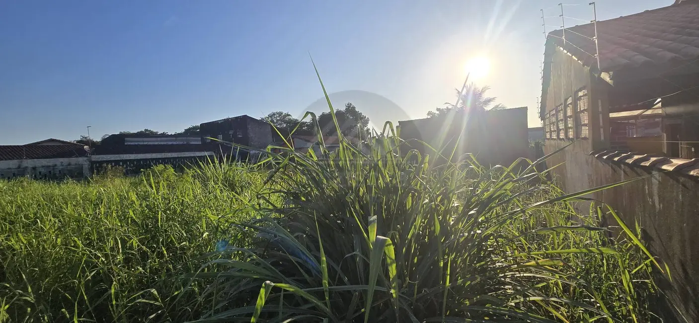 Foto 4 de Terreno / Lote à venda, 250m2 em Itanhaem - SP