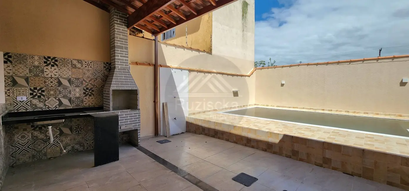 Foto 5 de Casa com 3 quartos à venda, 260m2 em Itanhaem - SP