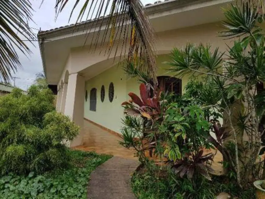 Foto 1 de Casa com 4 quartos à venda, 460m2 em Itanhaem - SP