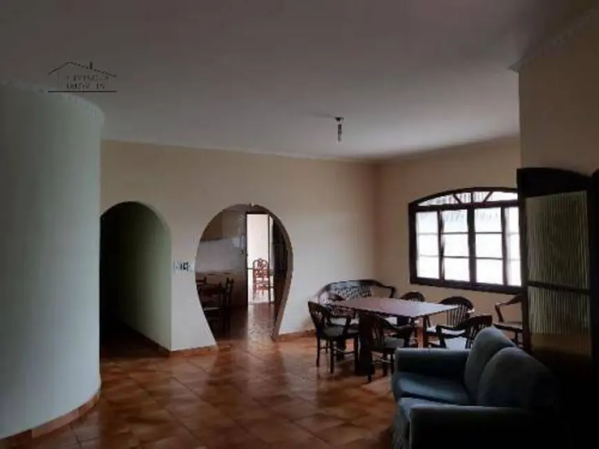 Foto 2 de Casa com 4 quartos à venda, 460m2 em Itanhaem - SP