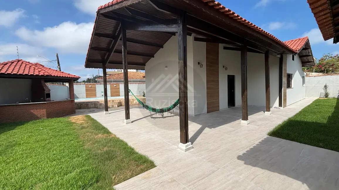 Foto 3 de Casa com 4 quartos à venda, 454m2 em Itanhaem - SP