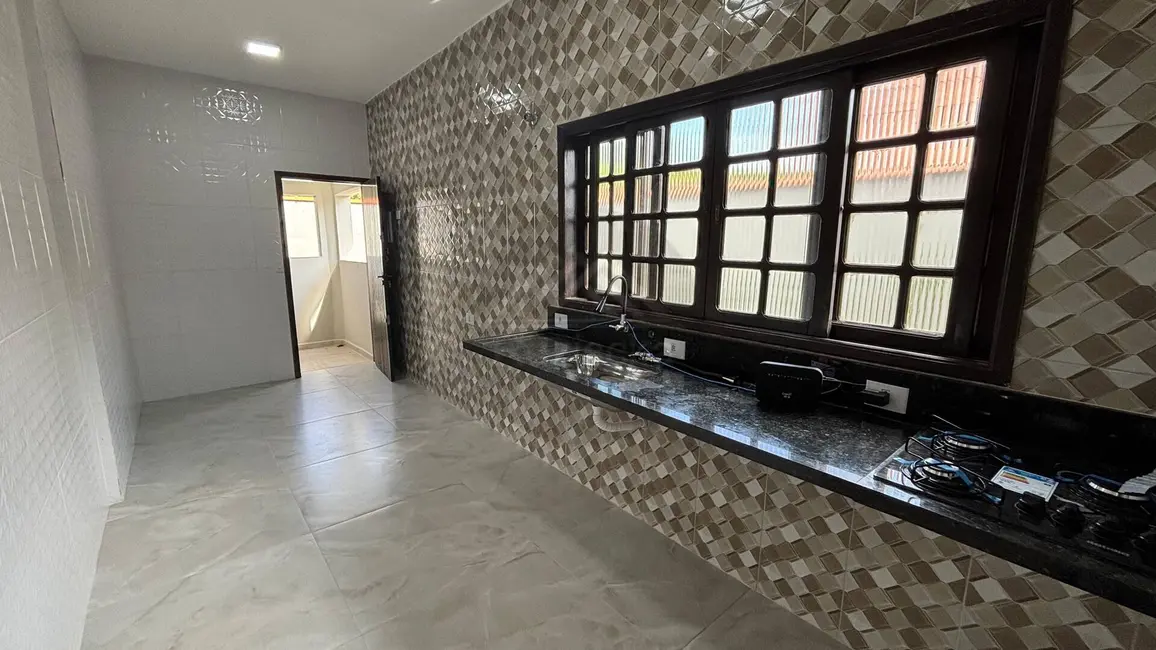 Foto 7 de Casa com 4 quartos à venda, 454m2 em Itanhaem - SP