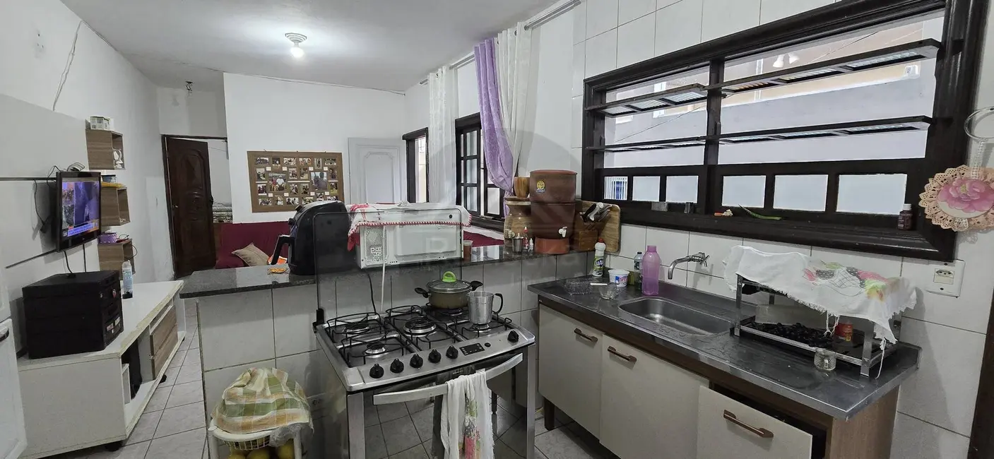 Foto 8 de Casa com 3 quartos à venda, 134m2 em Itanhaem - SP