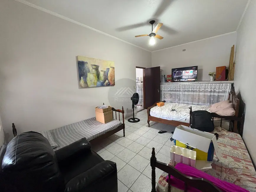 Foto 9 de Casa com 2 quartos à venda, 250m2 em Itanhaem - SP