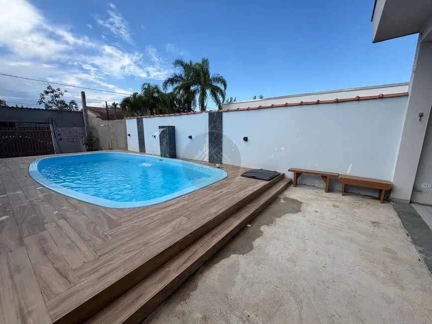 Foto 4 de Casa com 2 quartos à venda, 250m2 em Itanhaem - SP