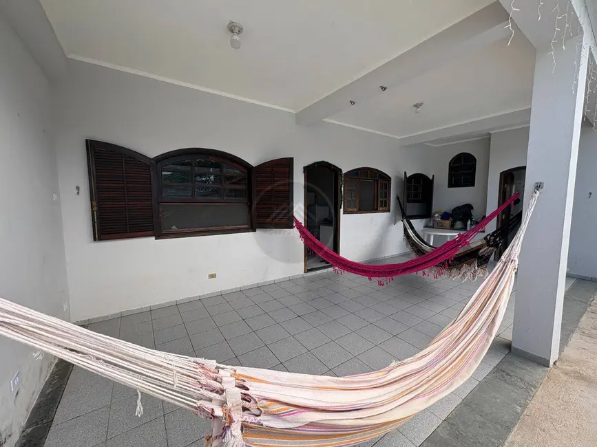 Foto 3 de Casa com 2 quartos à venda, 250m2 em Itanhaem - SP