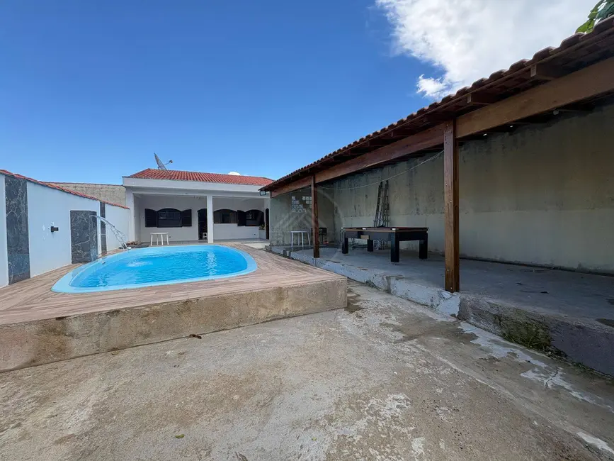Foto 1 de Casa com 2 quartos à venda, 250m2 em Itanhaem - SP