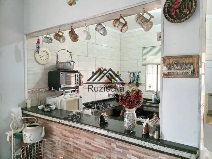 Casa com 2 quartos à venda, 250m2 em Peruibe - SP - imagem 8 Foto 8 de Casa com 2 quartos à venda, 250m2 em Peruibe - SP