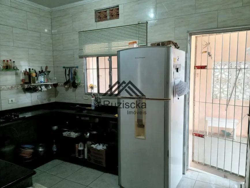 Casa com 2 quartos à venda, 250m2 em Peruibe - SP - imagem 4 Foto 4 de Casa com 2 quartos à venda, 250m2 em Peruibe - SP