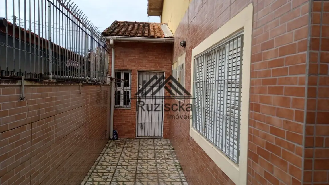 Foto 9 de Casa com 5 quartos à venda, 252m2 em Itanhaem - SP