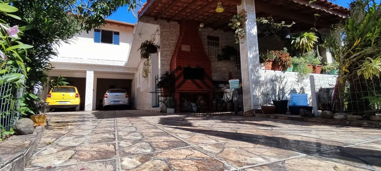 Foto 3 de Casa com 2 quartos à venda, 290m2 em Itanhaem - SP