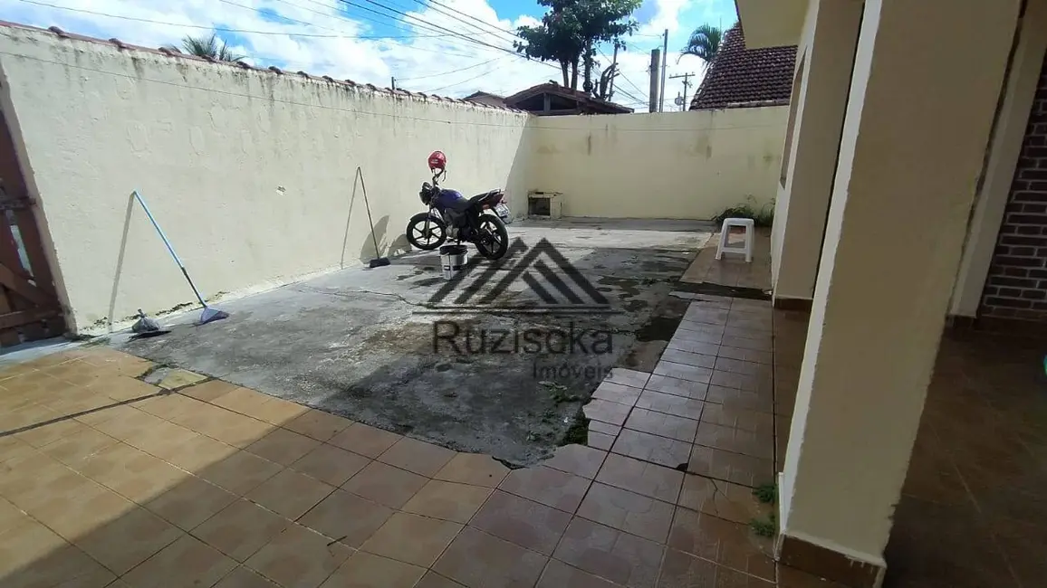 Foto 6 de Casa com 2 quartos à venda, 418m2 em Itanhaem - SP