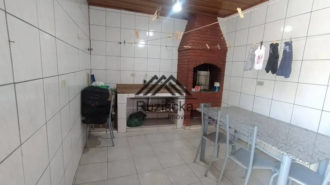 Foto 6 de Casa com 2 quartos à venda, 130m2 em Itanhaem - SP