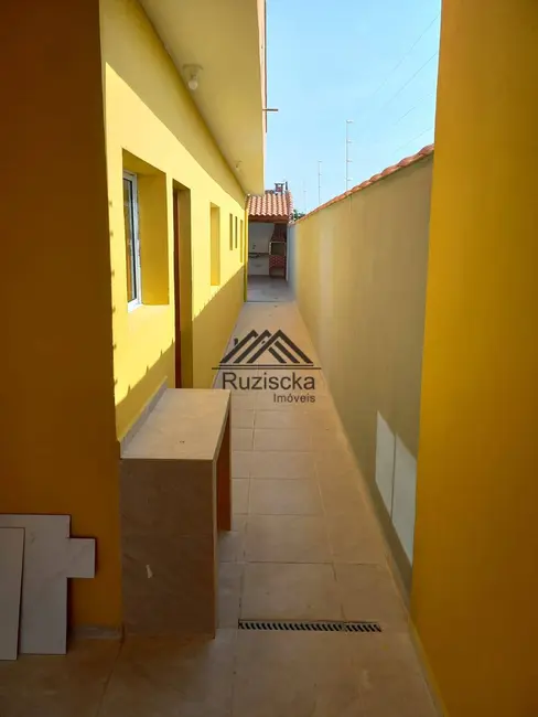 Foto 7 de Casa com 2 quartos à venda, 165m2 em Itanhaem - SP