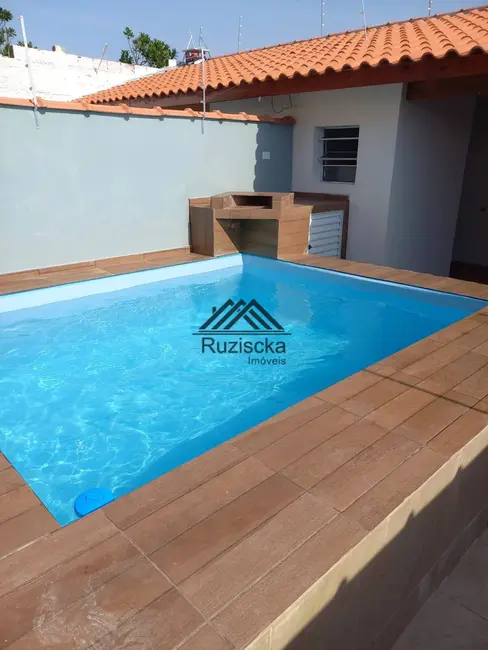 Foto 3 de Casa com 2 quartos à venda, 165m2 em Itanhaem - SP