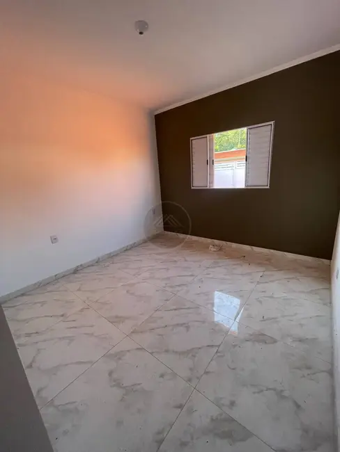 Foto 8 de Casa com 2 quartos à venda, 70m2 em Itanhaem - SP