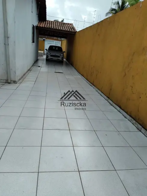 Foto 5 de Casa com 3 quartos à venda, 260m2 em Itanhaem - SP
