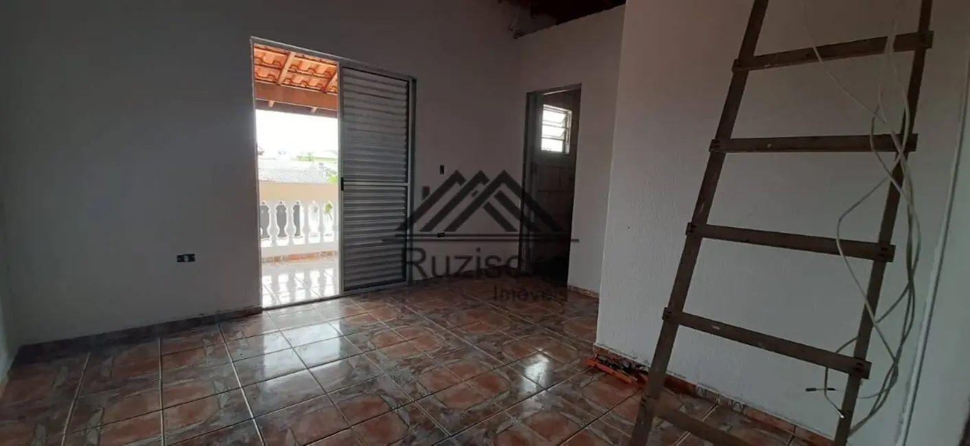 Foto 6 de Casa com 2 quartos à venda, 244m2 em Itanhaem - SP